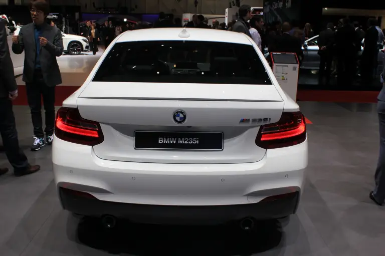 BMW Serie 2 Coupe Foto Live - Salone di Ginevra 2014 - 1