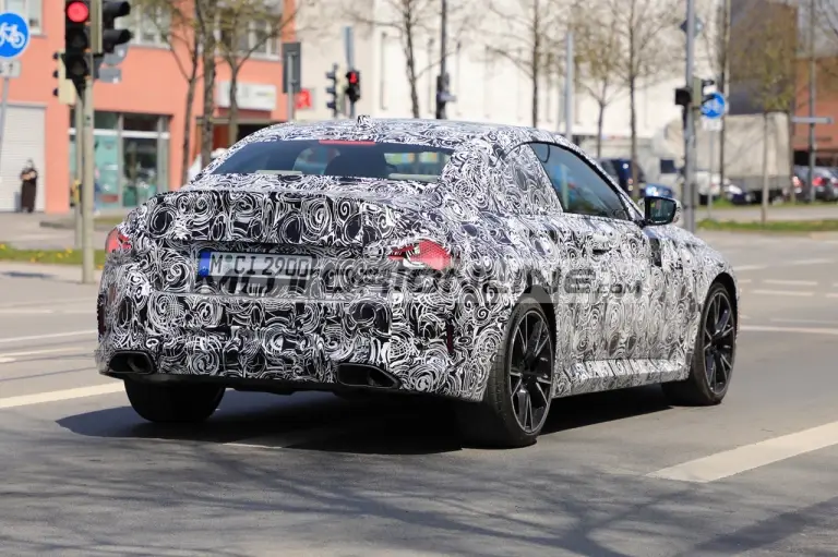 BMW Serie 2 Coupe - Foto spia 28-4-2021 - 8