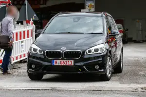 BMW Serie 2 Family Tourer - Foto spia
