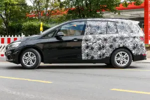 BMW Serie 2 Family Tourer - Foto spia