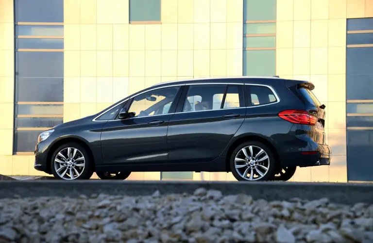 BMW Serie 2 Gran Tourer - Nuove foto ufficiali - 21