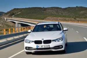 BMW Serie 3 2015 - 28