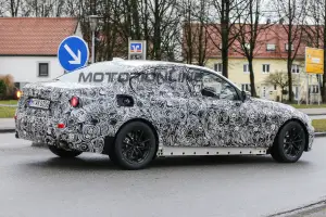 BMW Serie 3 2018 - Foto spia 18-01-2016