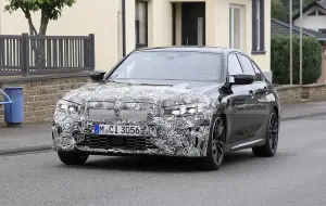 BMW Serie 3 2023 - Foto spia 15-09-2021 - 8