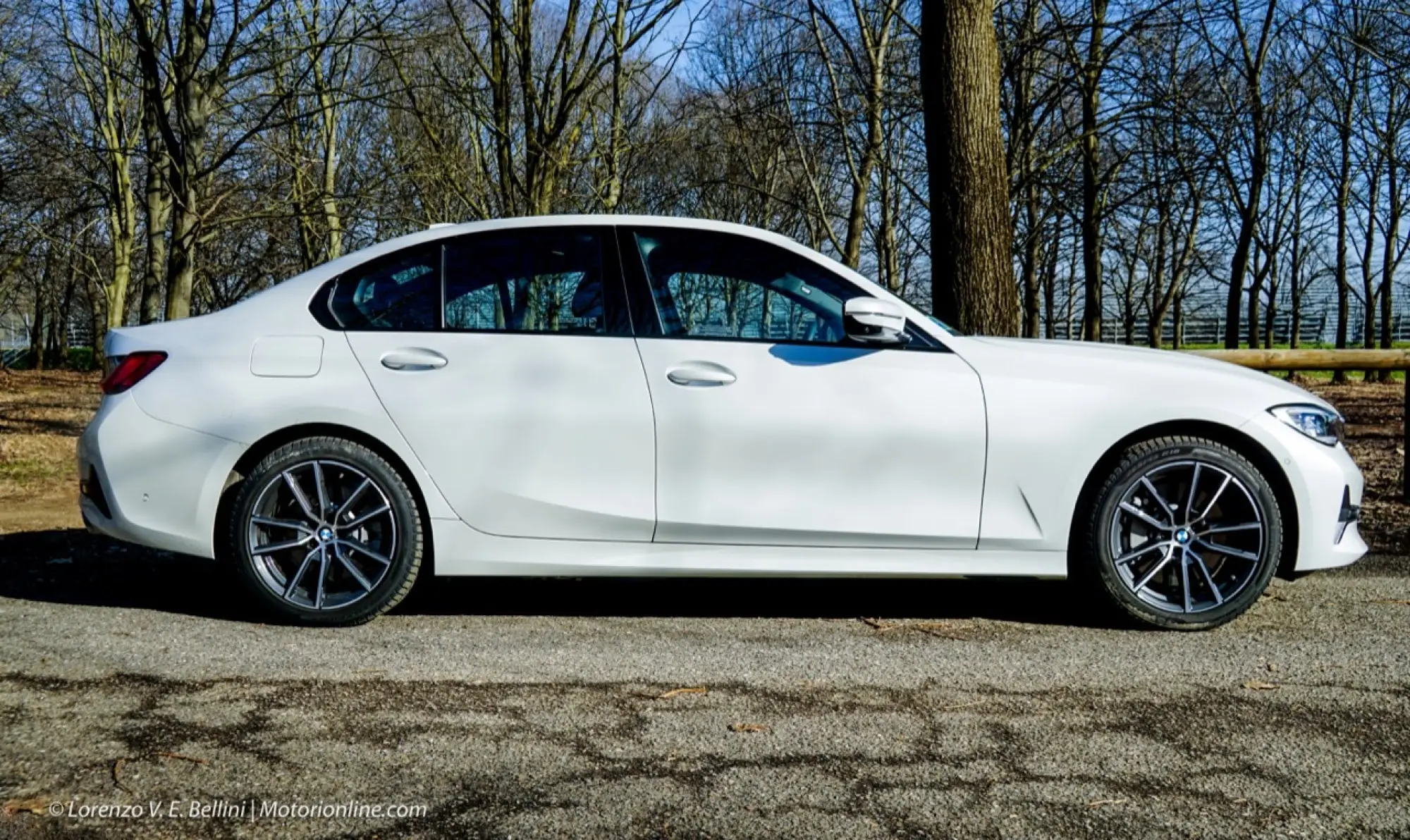 BMW Serie 3 330e 2020 - Prova su Strada - 13