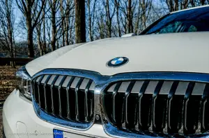 BMW Serie 3 330e 2020 - Prova su Strada - 15