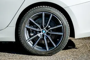 BMW Serie 3 330e 2020 - Prova su Strada - 22