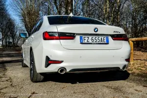 BMW Serie 3 330e 2020 - Prova su Strada - 25