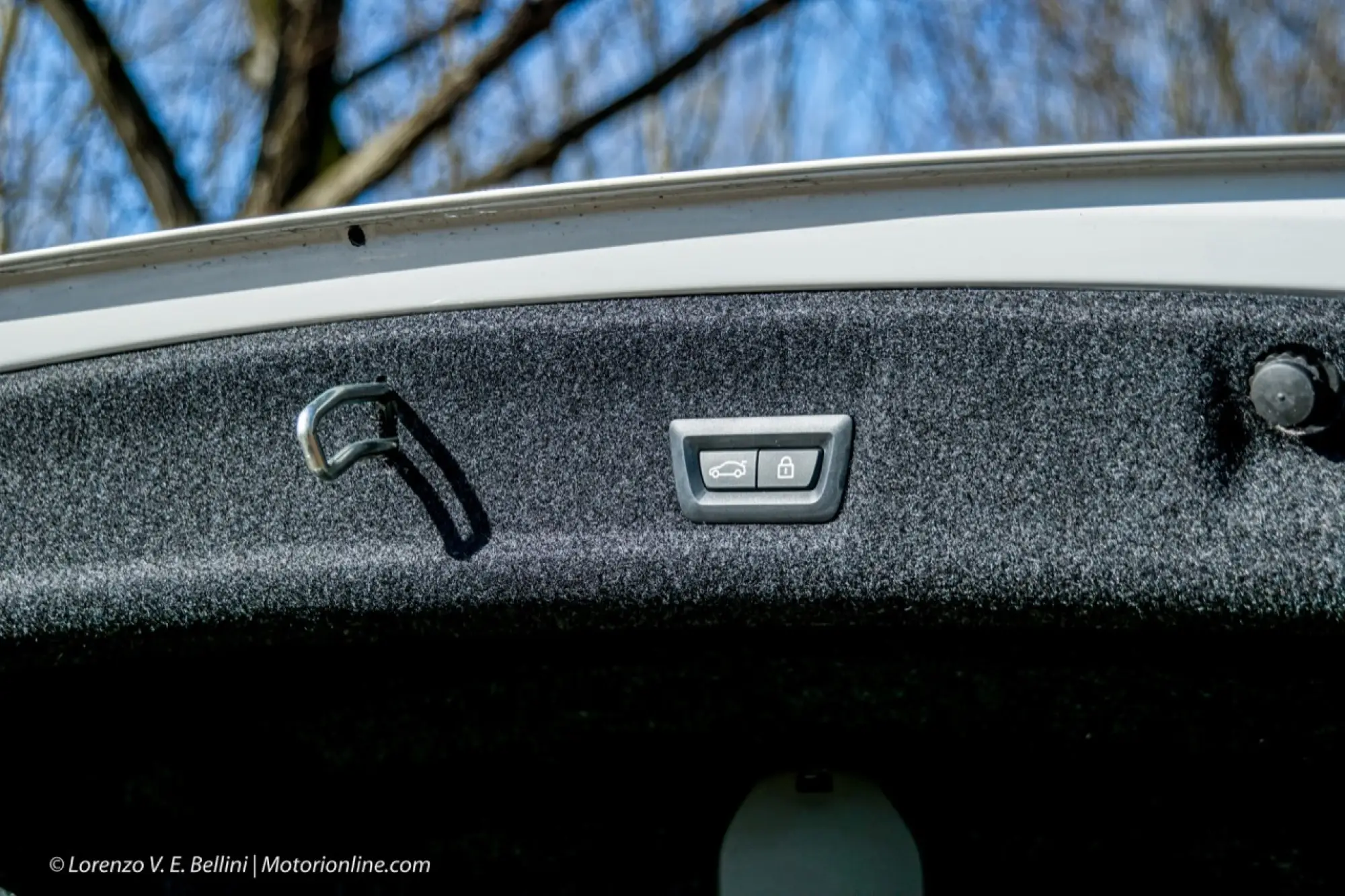 BMW Serie 3 330e 2020 - Prova su Strada - 31