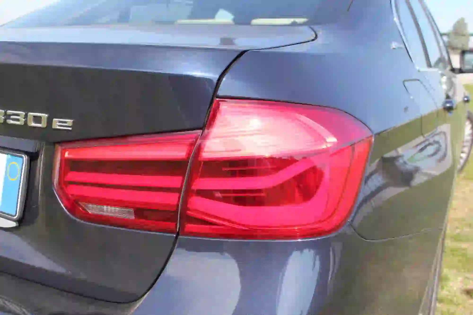 BMW Serie 3 330e: prova su strada - 7