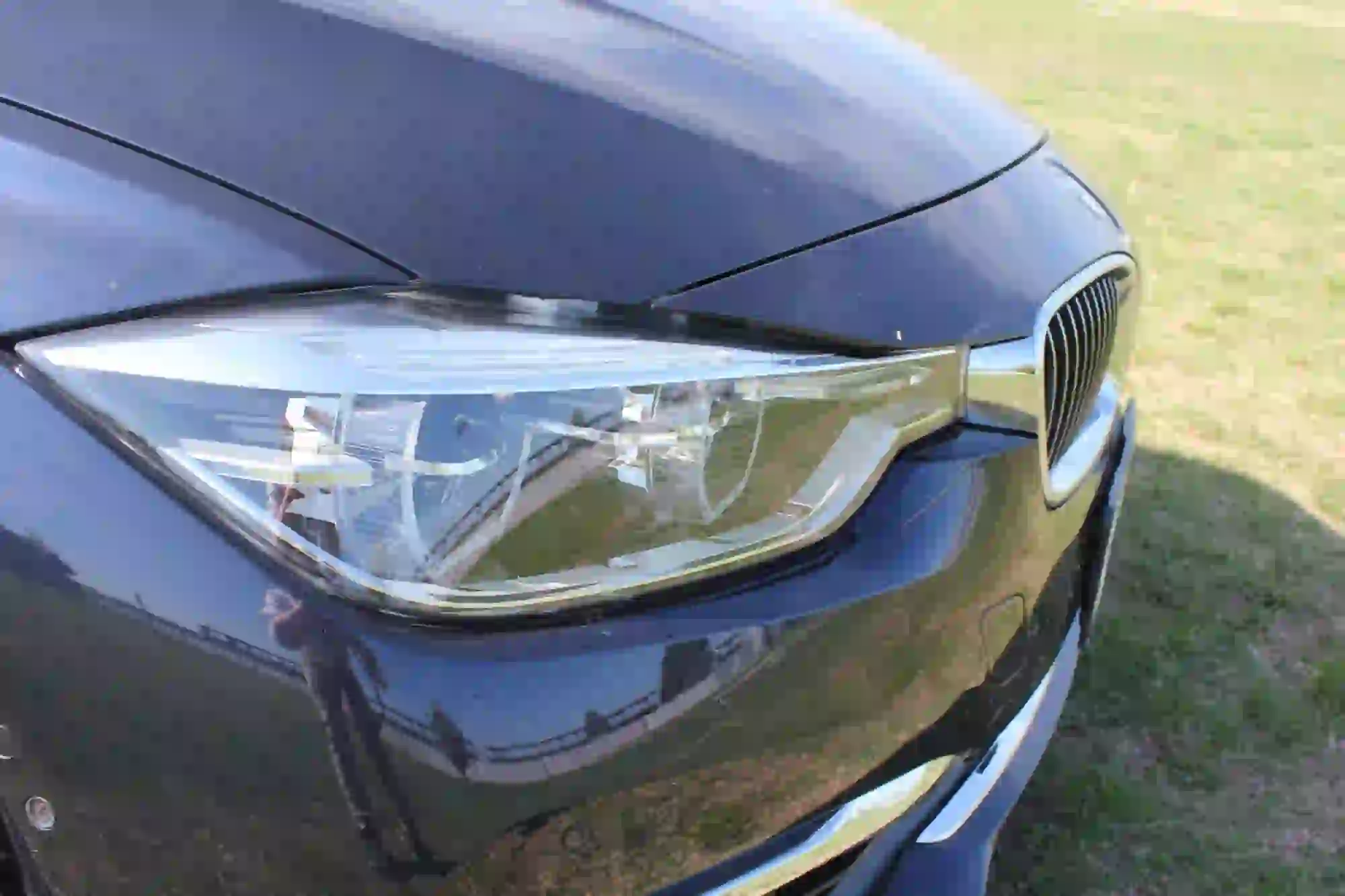 BMW Serie 3 330e: prova su strada - 20
