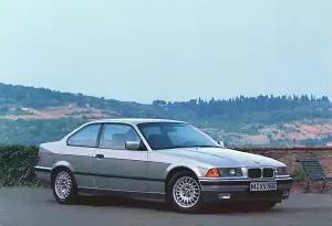 BMW Serie 3 - 40 anni