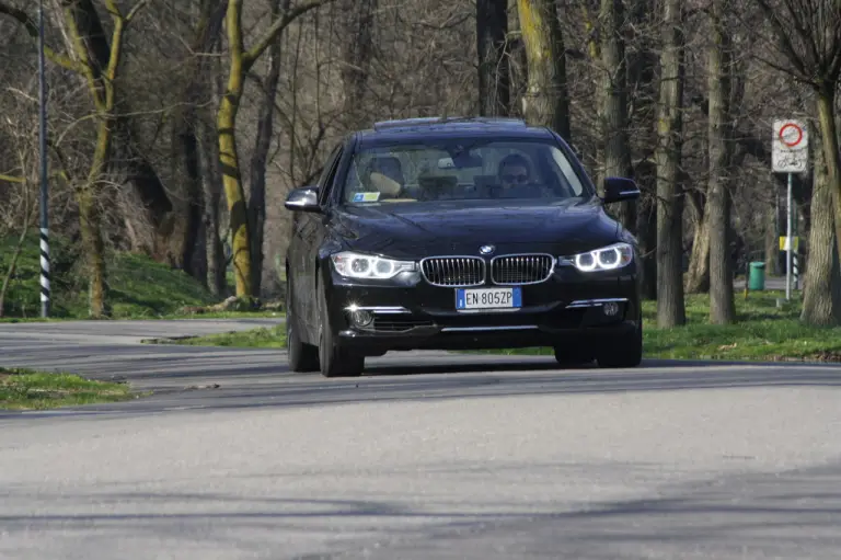 Bmw Serie 3 Active Hybrid Prova Su Strada - 21