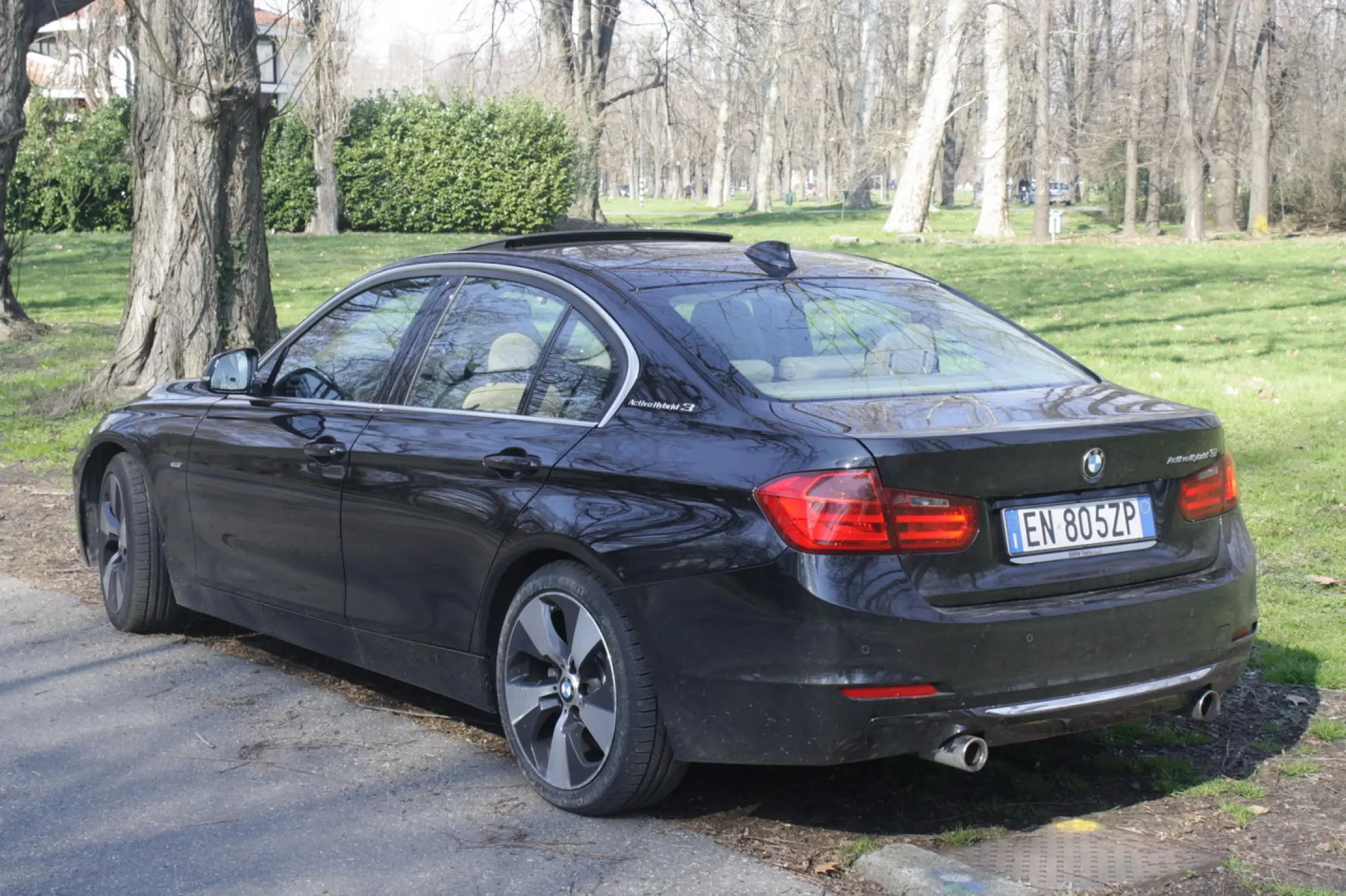 Bmw Serie 3 Active Hybrid Prova Su Strada - 30