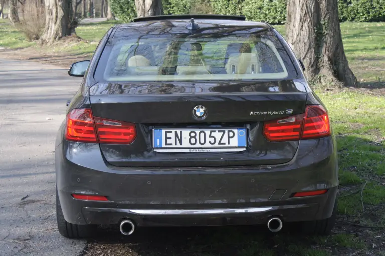 Bmw Serie 3 Active Hybrid Prova Su Strada - 32