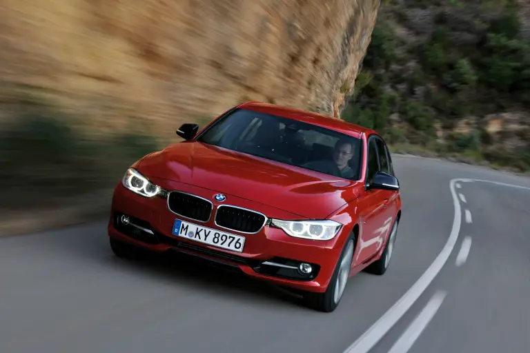BMW Serie 3 F30 immagini ufficiali - 13