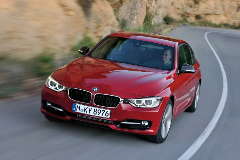 BMW Serie 3 F30 immagini ufficiali - 41