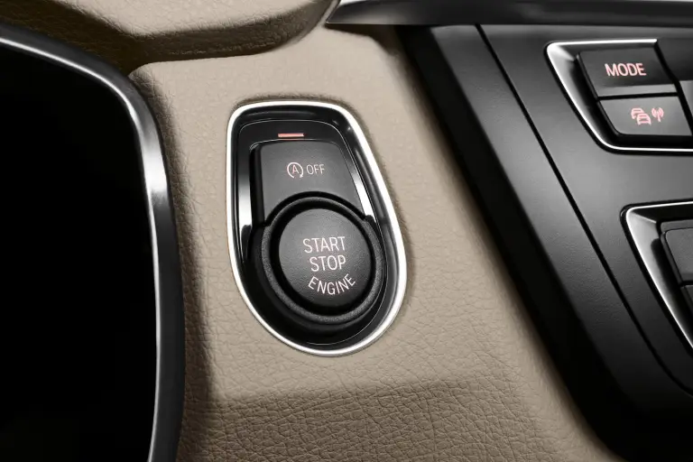 BMW Serie 3 F30 immagini ufficiali - 110