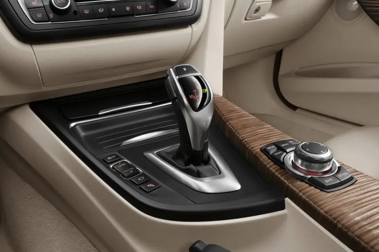 BMW Serie 3 F30 immagini ufficiali - 125