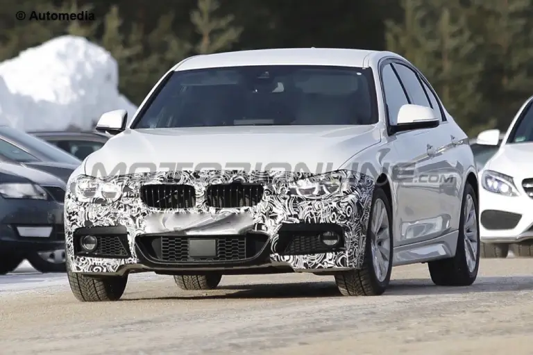 BMW Serie 3 facelift e M Sport 2015 - Foto spia 30-04-2015 - 8