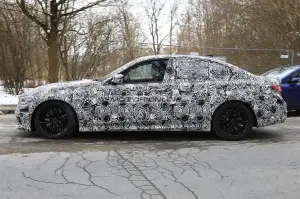 BMW Serie 3 foto spia 21-3-2018 - 5