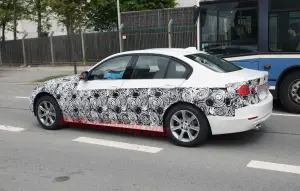 BMW Serie 3 foto spia maggio 2011 - 8