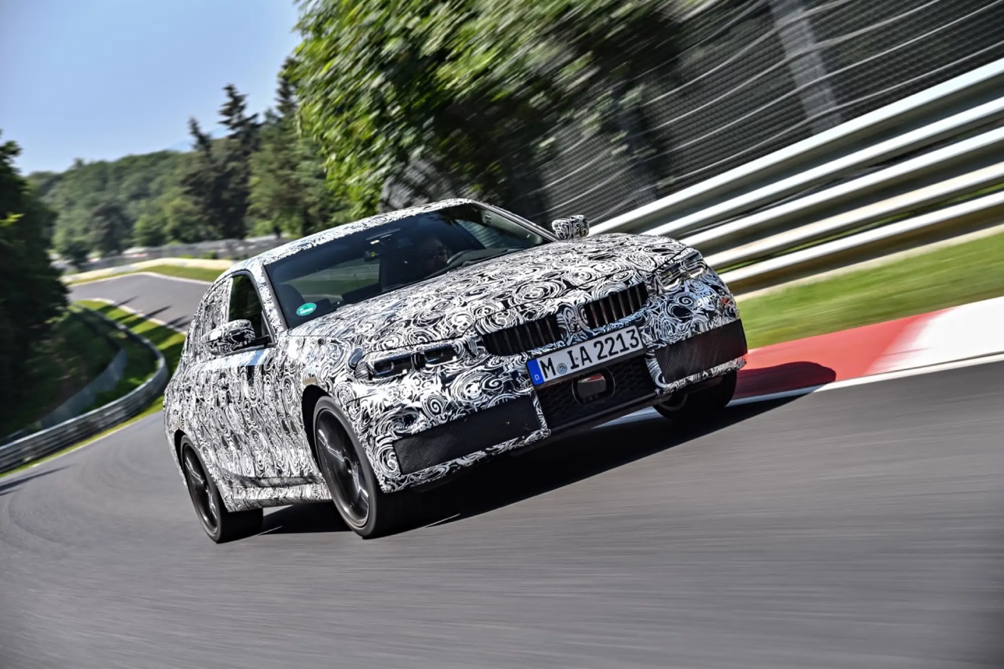 BMW Serie 3 - Foto test Nurburgring - 10