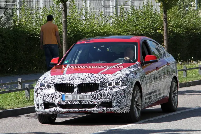 BMW Serie 3 GT foto spia 2012 - 1