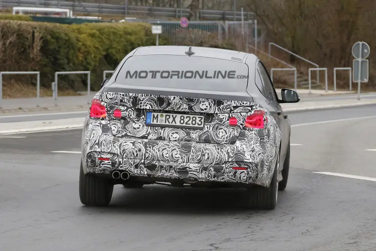 BMW Serie 3 GT MY 2017 - Foto spia 20-04-2016 - 16