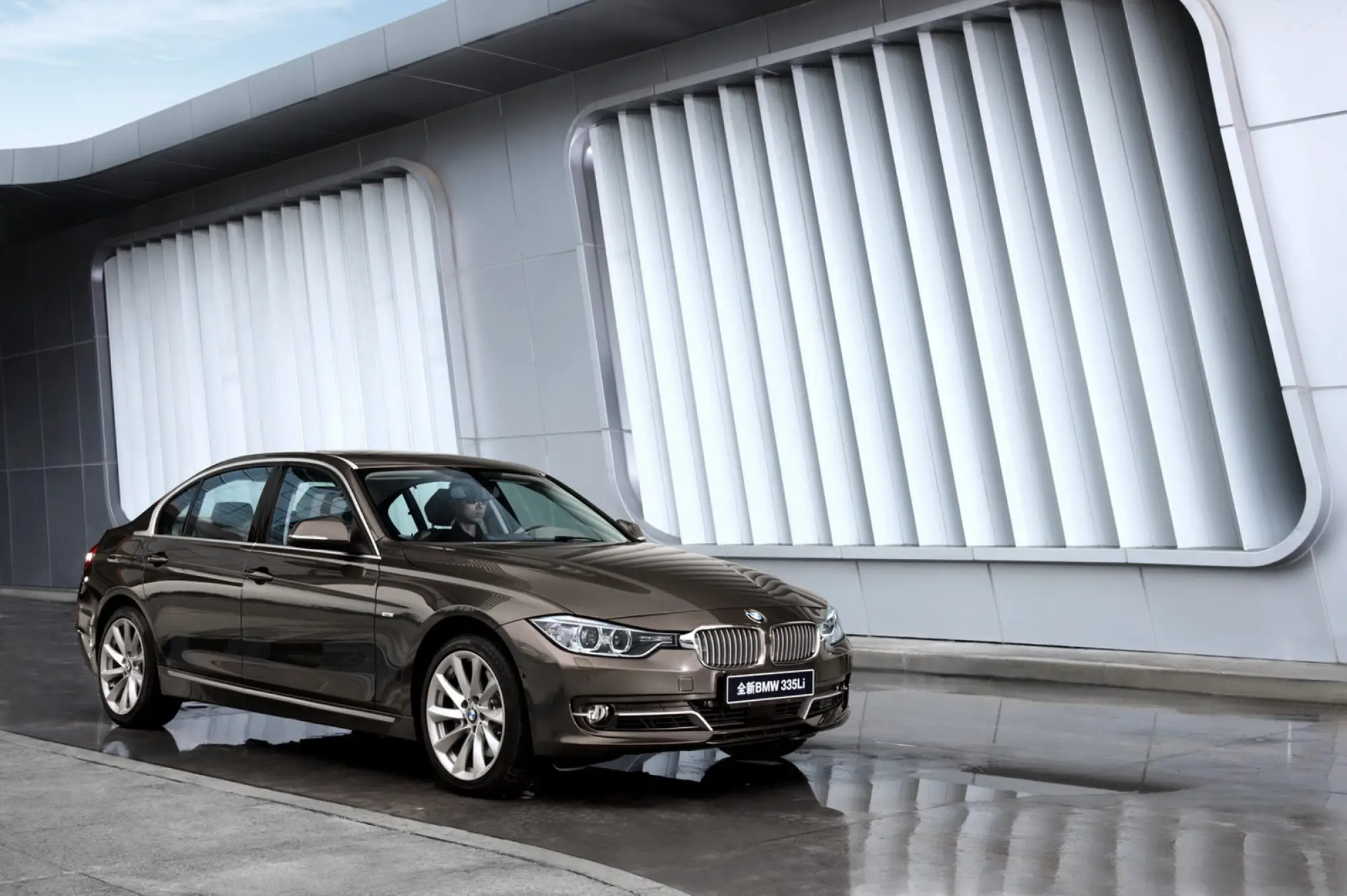 BMW Serie 3 Li - 1