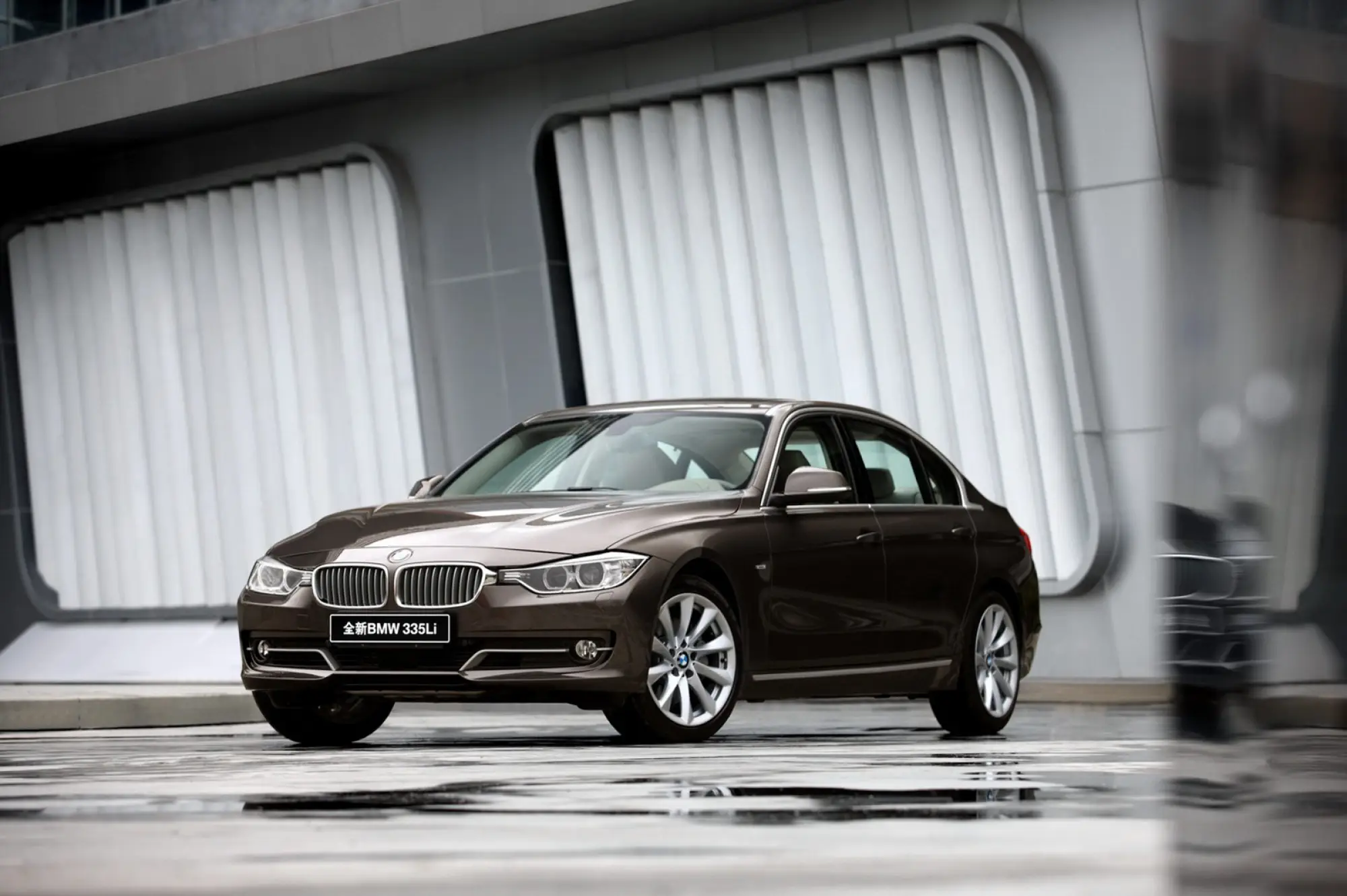 BMW Serie 3 Li - 12