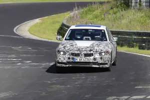 Bmw Serie 3 MY 2018 foto spia Nurburgring 23 giugno 2016