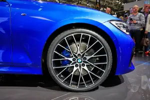 BMW Serie 3 MY 2019 - Salone di Parigi 2018