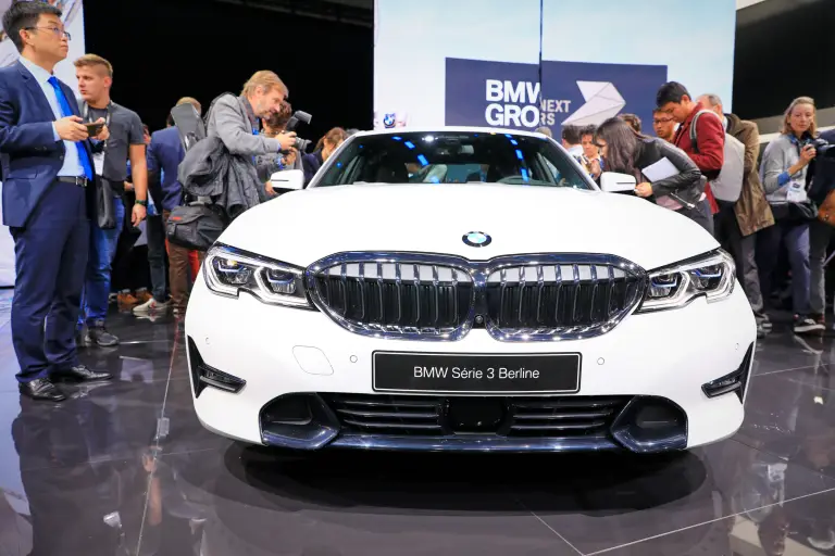 BMW Serie 3 MY 2019 - Salone di Parigi 2018 - 27