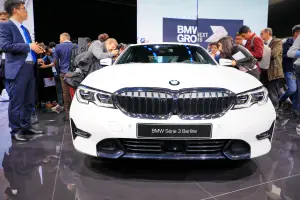 BMW Serie 3 MY 2019 - Salone di Parigi 2018