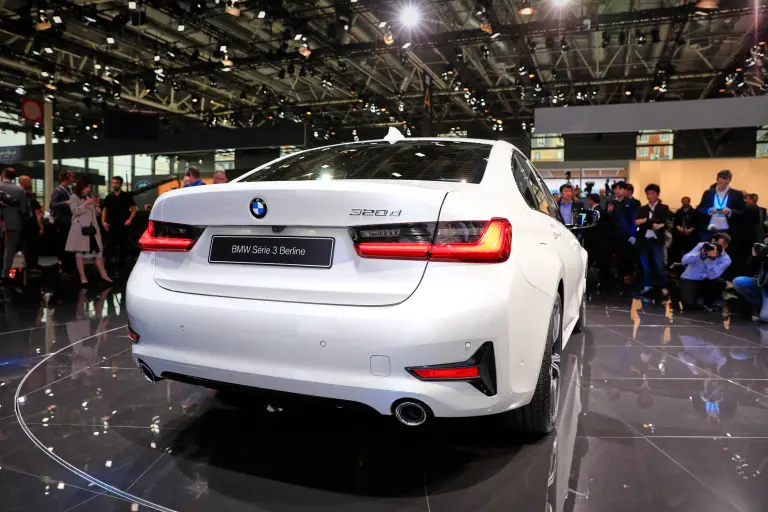 BMW Serie 3 MY 2019 - Salone di Parigi 2018 - 36