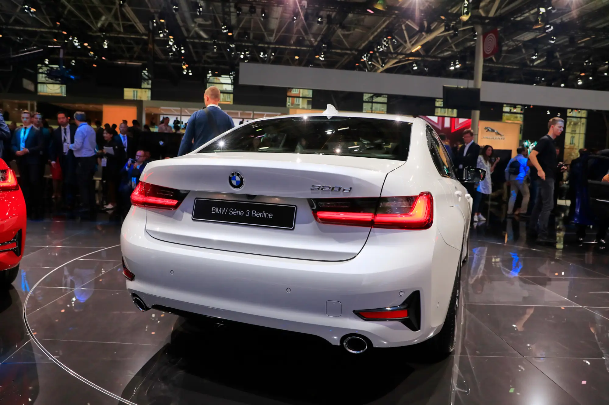 BMW Serie 3 MY 2019 - Salone di Parigi 2018 - 5