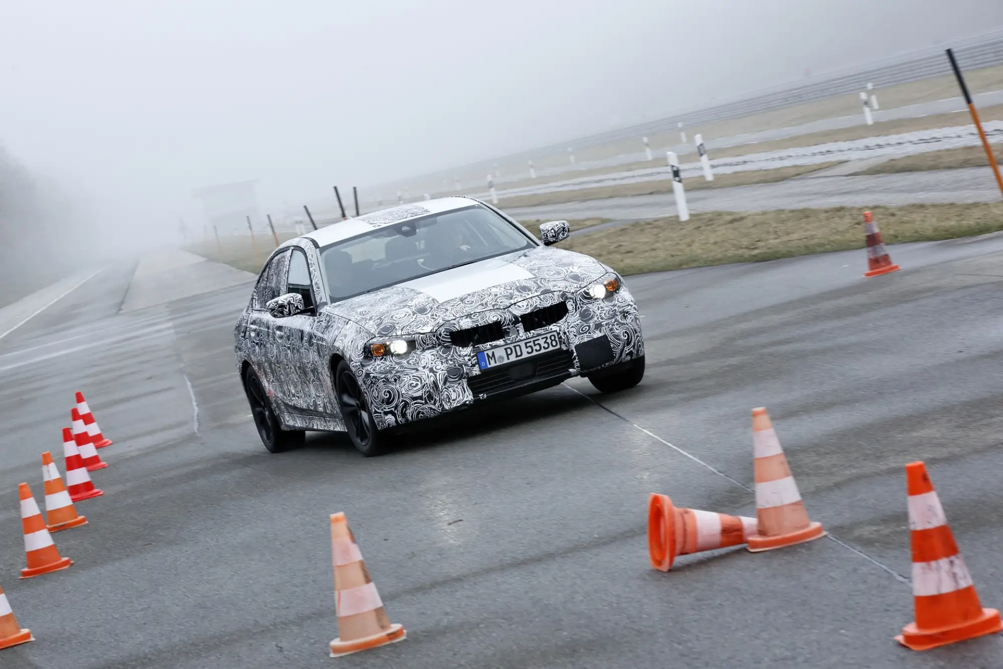 BMW Serie 3 MY 2019 - Test - 18