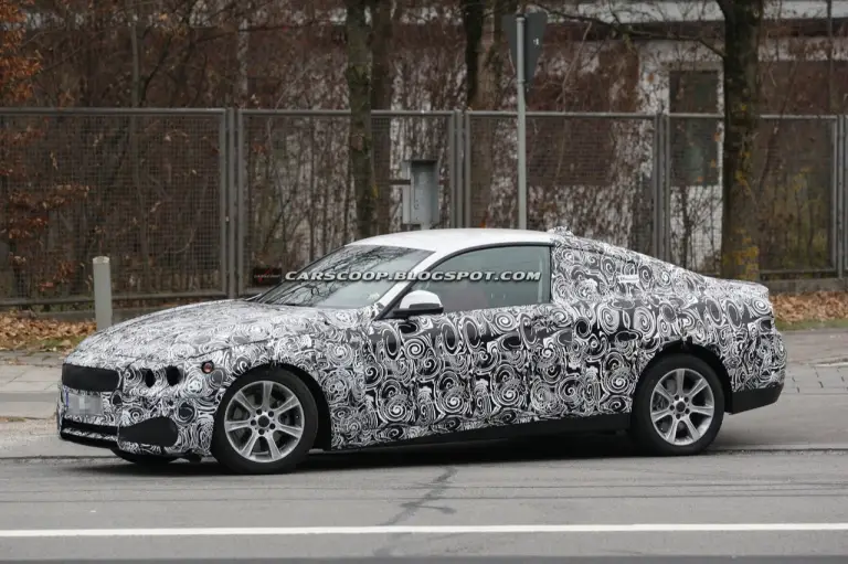 BMW Serie 3 o Serie 4 coupe 2013 - Foto spia 18-01-2012 - 6