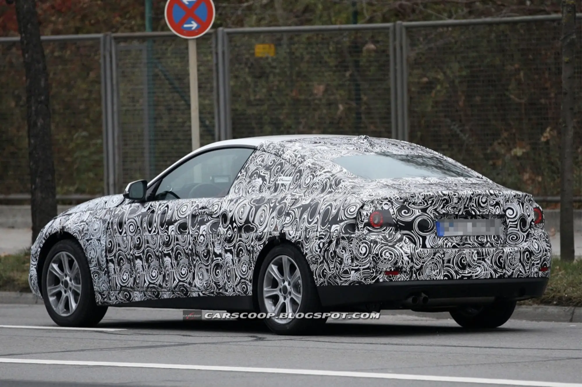 BMW Serie 3 o Serie 4 coupe 2013 - Foto spia 18-01-2012 - 9