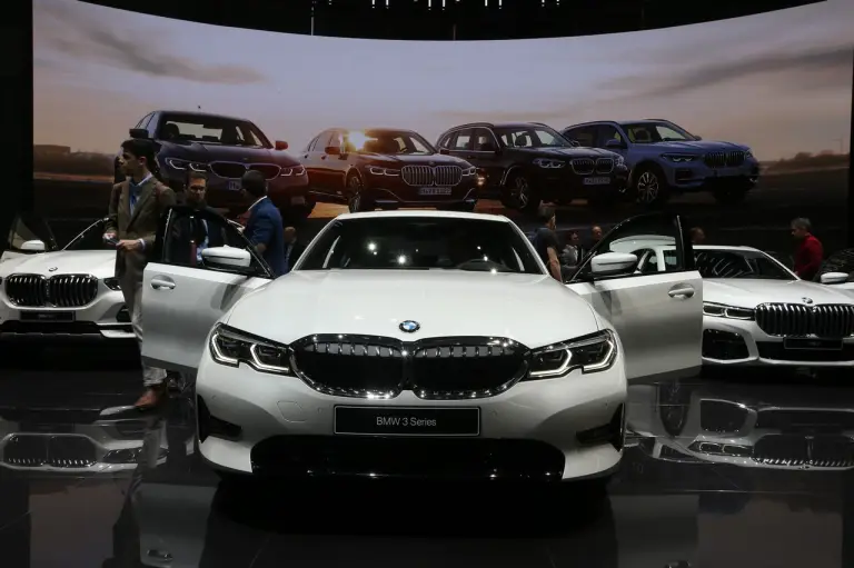 BMW Serie 3 PHEV - Salone di Ginevra 2019 - 1