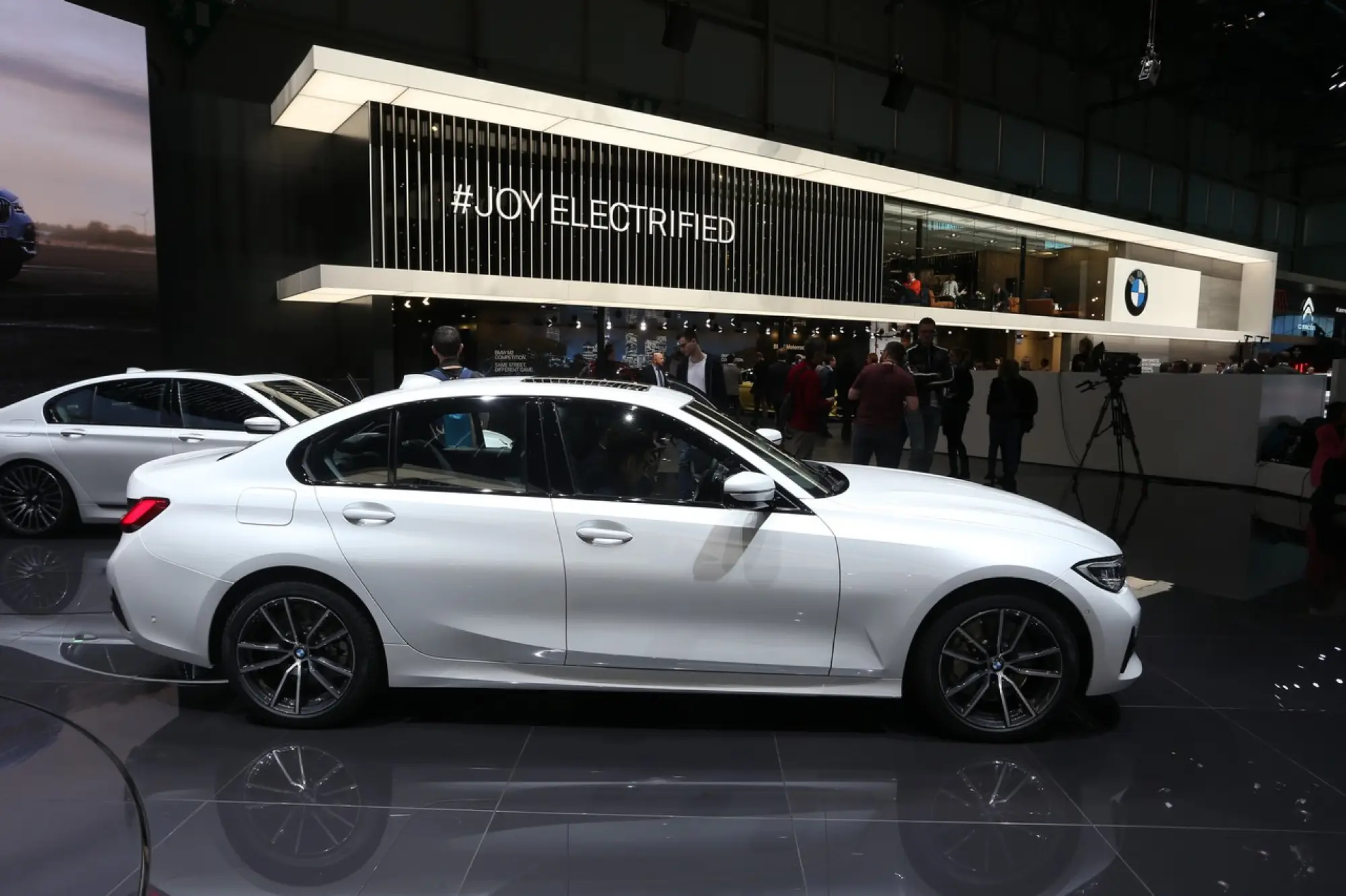 BMW Serie 3 PHEV - Salone di Ginevra 2019 - 4