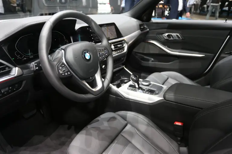 BMW Serie 3 PHEV - Salone di Ginevra 2019 - 7