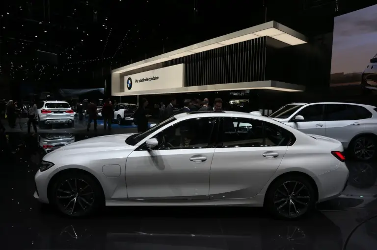 BMW Serie 3 PHEV - Salone di Ginevra 2019 - 8