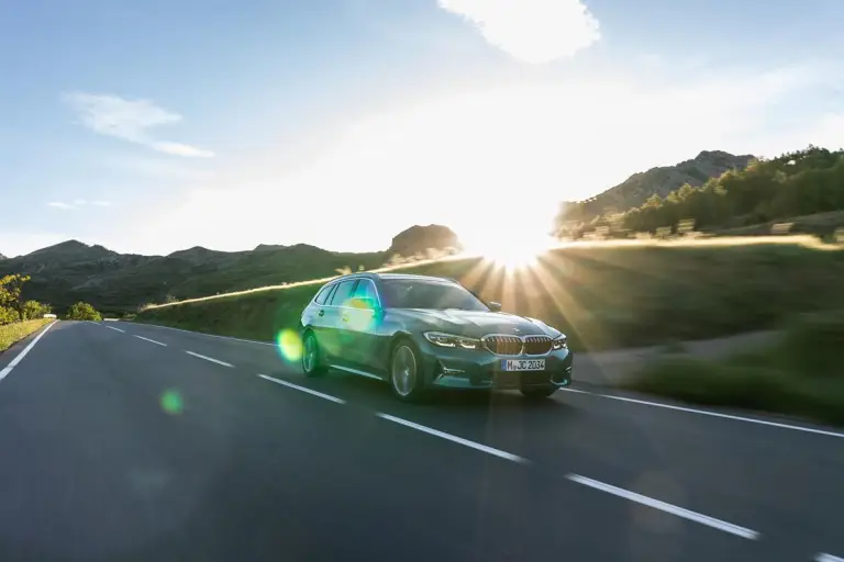 BMW Serie 3 Touring 2019 - Foto ufficiali - 110