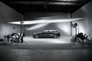 BMW Serie 3 Touring 2019 - Foto ufficiali - 12