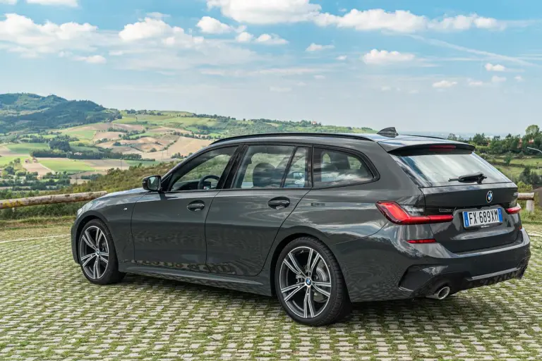 BMW Serie 3 Touring 2019 - Foto ufficiali - 165