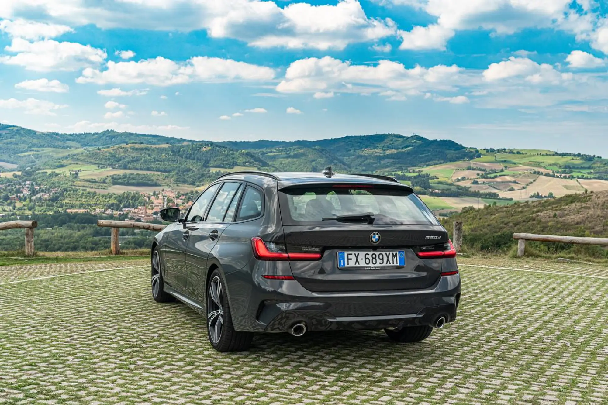 BMW Serie 3 Touring 2019 - Foto ufficiali - 166