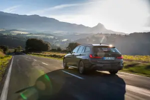 BMW Serie 3 Touring 2019 - Foto ufficiali - 39