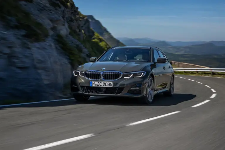 BMW Serie 3 Touring 2019 - Foto ufficiali - 53
